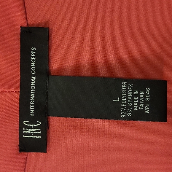 NWOT, Pink multi color dress. - Picture 4 of 6